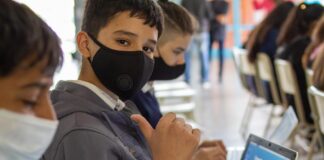 Educación entregó netbooks en la Escuela Secundaria Nº7
