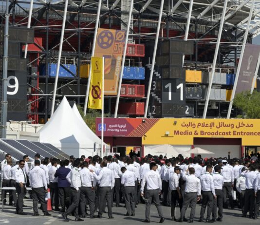 Argentina se muda al estadio de los «contenedores»: preocupa el césped