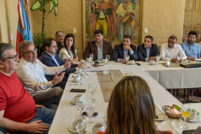 con_municipios