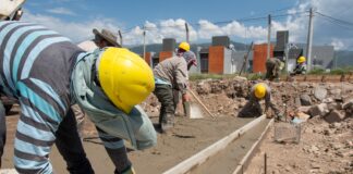 Avanzan con obras para mejorar la provisión de agua potable en Valle Chico