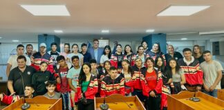 Estudiantes de Aconquija visitaron el Senado