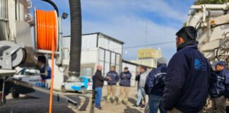 Operarios de Aguas de Catamarca se capacitaron en el manejo de camiones desobstructores