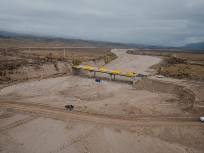 AVANZA LA PAVIMENTACIÓN EN LA RUTA 1