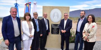 Se colocó la piedra fundacional de la Eco Facultad de Tecnología en Valle Chico