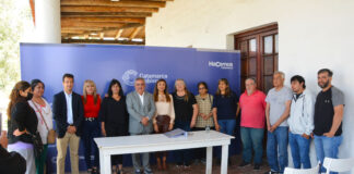 Familias del barrio Jorge Bermúdez accedieron a su escritura