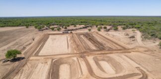 Avanza histórica obra de cloacas que beneficia a 3500 vecinos en Icaño