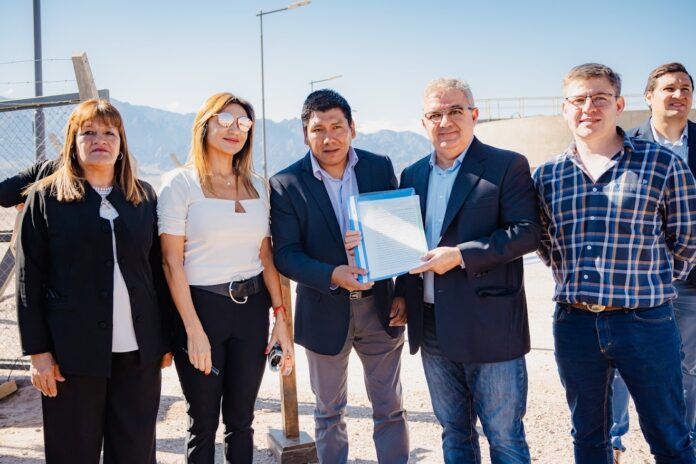 93a197a0-0ea5-43bd-a6ab-73ed6aef7b12