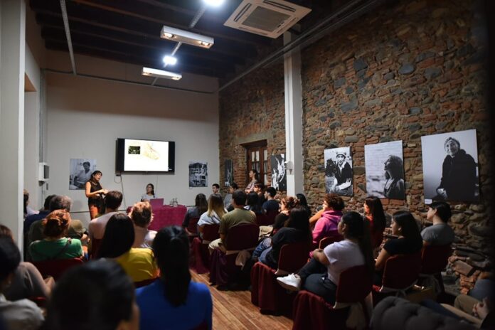 Charla Mujeres