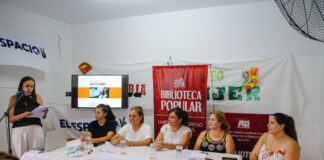 Letras y concientización en la presentación del libro “Renacer”