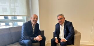 El gobernador y el ministro Sturzenegger dialogaron sobre minería, turismo e inversiones