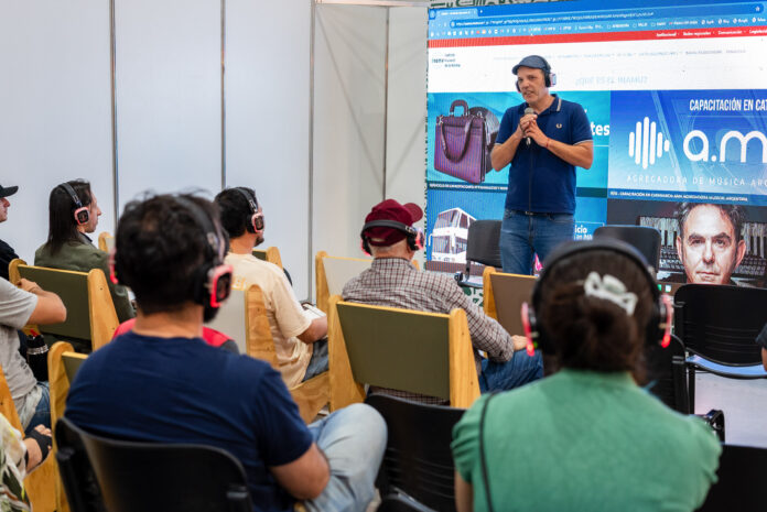 FERIA DEL LIBRO 24 - Viernes 11-23