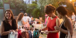 Exitosa feria de fin de año en la Tienda C