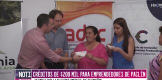 Entregaron créditos a emprendedores de Paclín y Capital
