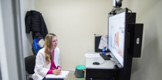 El consultorio del seguimiento del prematuro implementa la telemedicina