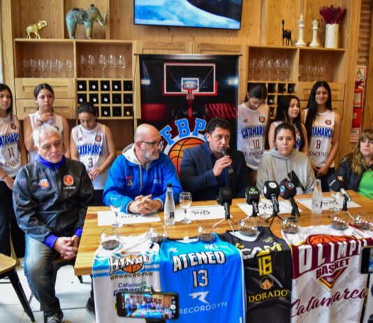 Presentaron el Pre Federal de Básquet y la indumentaria de la selección femenina