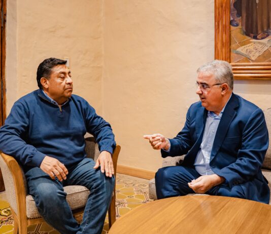 Puerta de Corral Quemado: Gobierno y municipio acuerdan obras de infraestructura vial