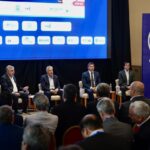 El gobernador participó de la Mesa del Cobre en Mendoza