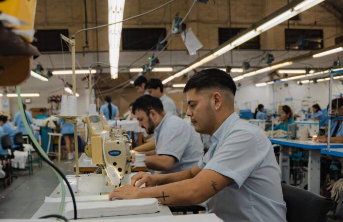 Tejica sigue apostando al desarrollo textil en Catamarca (2)
