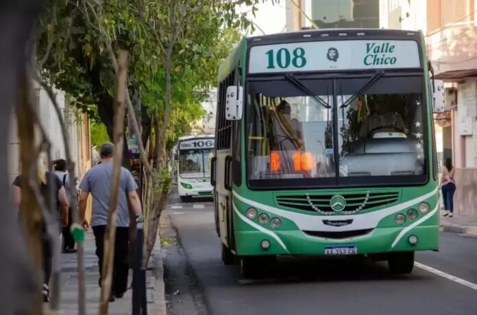 b1bab73b-3e72-4e9e-b501-7b0c80bfaf2b