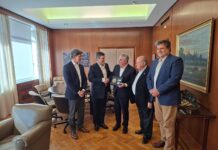 El Gobernador se reunió con autoridades Automóvil Club Argentino por el Gran Premio Histórico