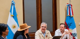 El Gobernador recibió a caciques de comunidades del Norte de Belén