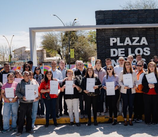 Más de 40 familias de Saujil recibieron las escrituras de sus viviendas