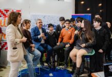 El Gobernador recorrió la Feria del Libro