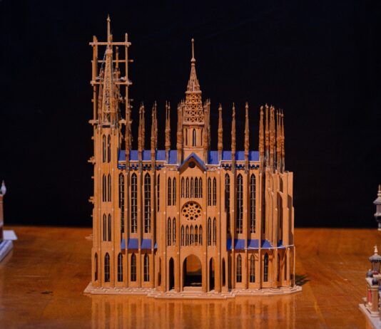 “Ensayos arquitectónicos”: maquetas de Sergio Valdez en la Casa de la Cultura